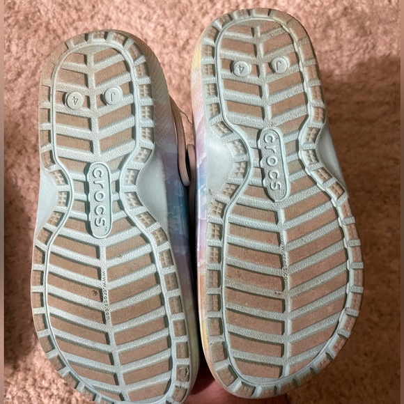 Crocs - Picture 2 of 3